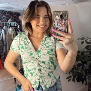 Maeve V-Neck Short Sleeve Floral Ruched Cropped Blouse Green Small